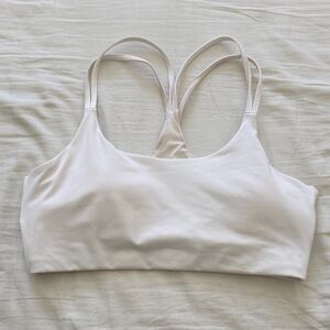 Fabletics Women's White Scoop Sports Bra